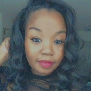 Meet your Posher, Erica